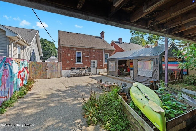 1120 Dresden Ave, Louisville, KY 40215 - view of patio / terrace featuring a garden