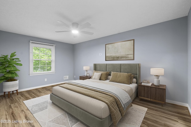 1908 Landing Rd, Prospect, KY 40059 - bedroom featuring wood finished floors and a ceiling fan