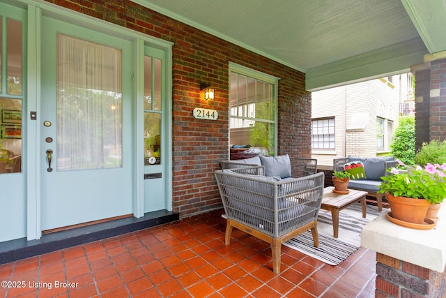 2144 Baringer Ave, Louisville, KY 40204 - porch with an outdoor hangout area
