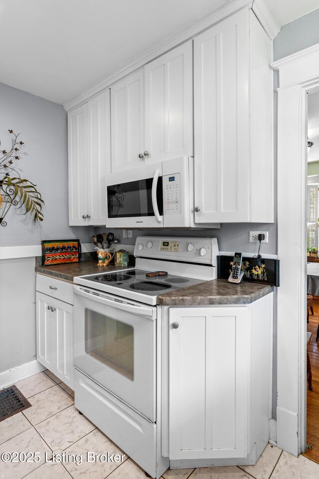310 Clover Ln, Louisville, KY 40207 - photo 10