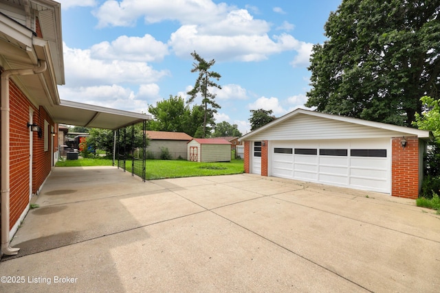 6218 Helenjean Way, Louisville, KY 40272 - view of detached garage