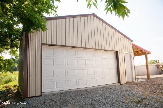 6099 Bloomfield Rd, Springfield, KY 40069 - view of detached garage