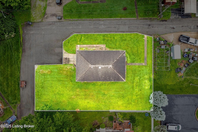 609 Lynn Rd, New Albany, IN 47150 - aerial overview of property's location with property boundaries highlighted