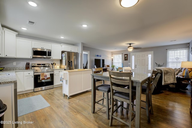 126 Shallow Springs Ct, Bardstown, KY 40004 - dining room featuring ceiling fan, light wood finished floors, and recessed lighting