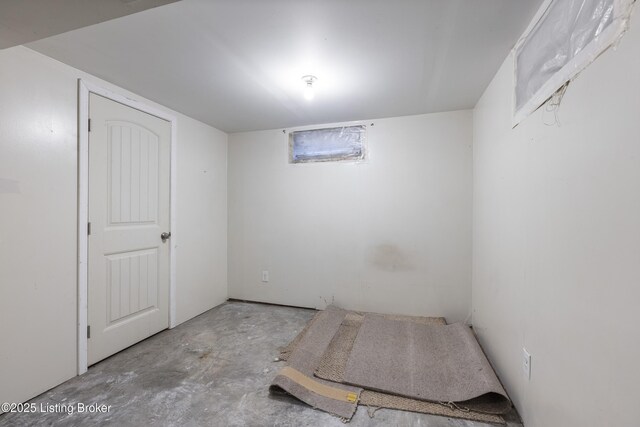 8816 Moody Rd, Louisville, KY 40219 - photo 30