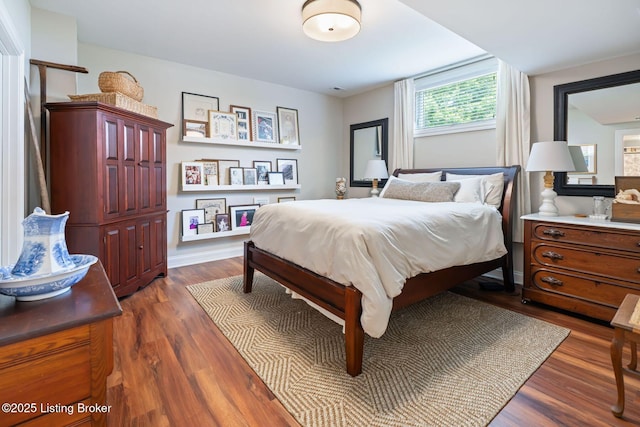 12812 Ridgemoor Dr, Prospect, KY 40059 - bedroom with dark wood-style floors