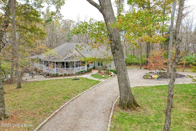 1019 Wooded Lake Dr, Simpsonville, KY 40067