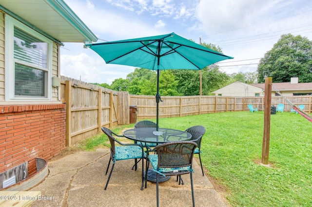 1301 Mark Trail Rd, Louisville, KY 40242 - fenced backyard with a patio area and outdoor dining area