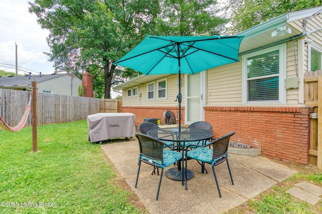 1301 Mark Trail Rd, Louisville, KY 40242 - view of patio with grilling area