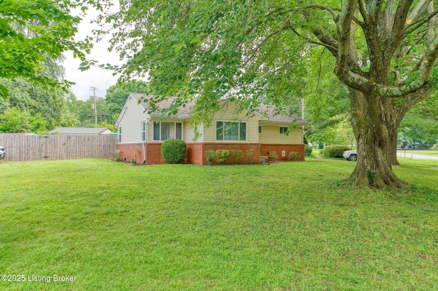 1301 Mark Trail Rd, Louisville, KY 40242 - view of yard