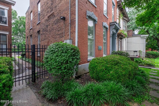 122 E Oak St Unit 3, Louisville, KY 40203 - photo 21
