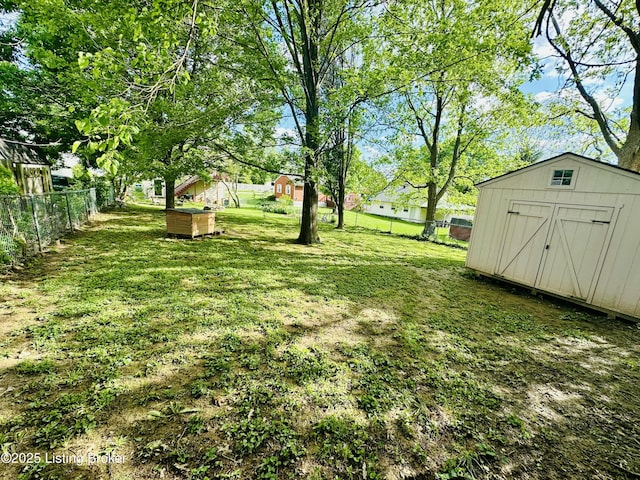 4021/2 Ripy St, Lawrenceburg, KY 40342 - fenced backyard with a shed