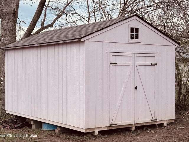 4021/2 Ripy St, Lawrenceburg, KY 40342 - view of shed