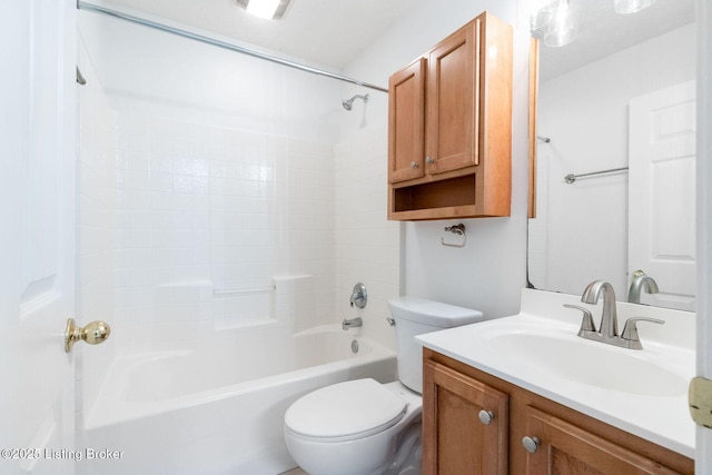 13404 Prospect Glen Way, Prospect, KY 40059 - full bath featuring vanity and bathing tub / shower combination