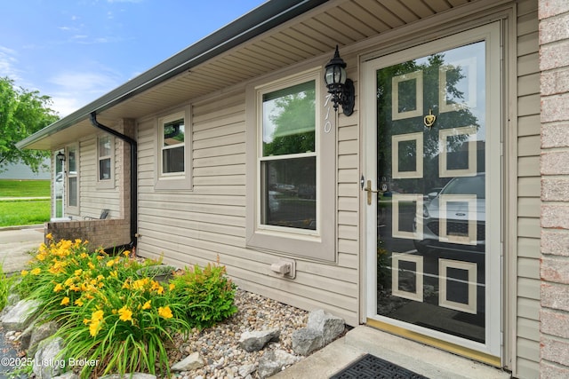 710 Victoria Ct, New Albany, IN 47150 - view of exterior entry