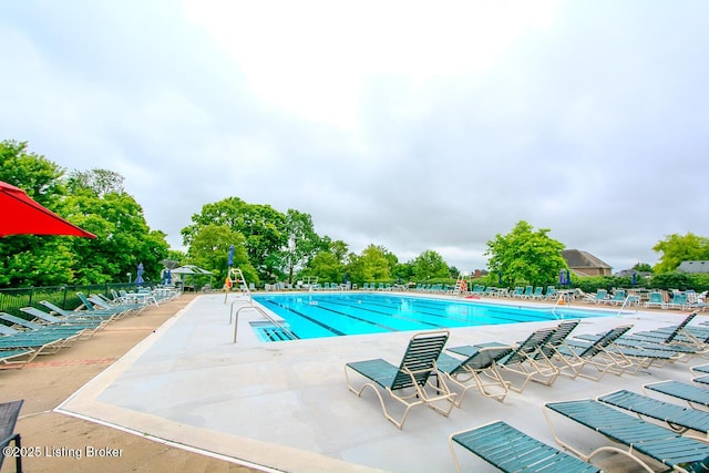 13811 Forest Bend Cir, Louisville, KY 40245 - community pool featuring a patio area