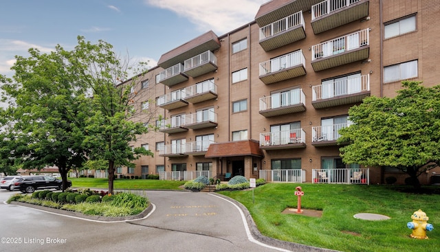 3030 Breckenridge Ln Unit 530, Louisville, KY 40220 - photo 2