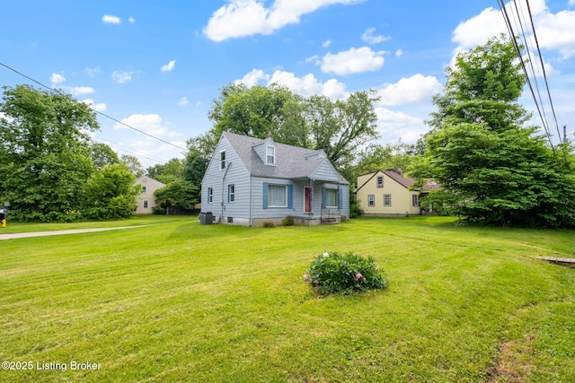 523 Fenley Ave, Louisville, KY 40222 - view of front of house featuring a front lawn and a shingled roof