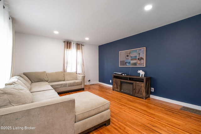 523 Fenley Ave, Louisville, KY 40222 - living area featuring wood finished floors, recessed lighting, and a fireplace