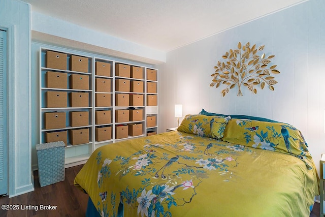 1824 Knollwood Rd, Louisville, KY 40207 - bedroom featuring wood finished floors