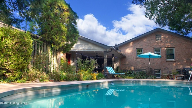 1824 Knollwood Rd, Louisville, KY 40207 - swimming pool featuring ceiling fan