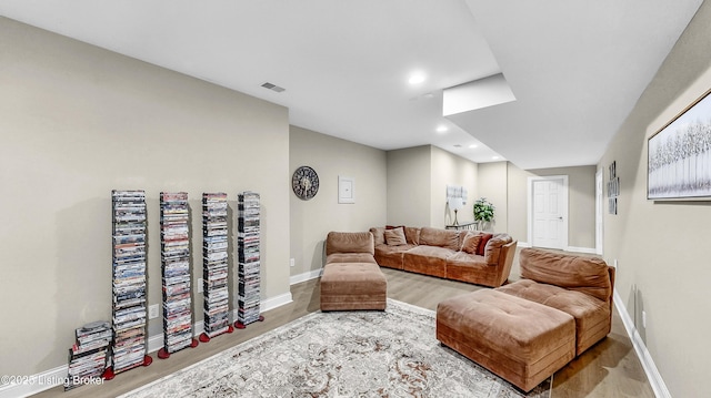 3221 Overlook Ridge Rd, Prospect, KY 40059 - living area with wood finished floors and recessed lighting