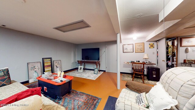 1536 Knight Rd, Louisville, KY 40216 - photo 27