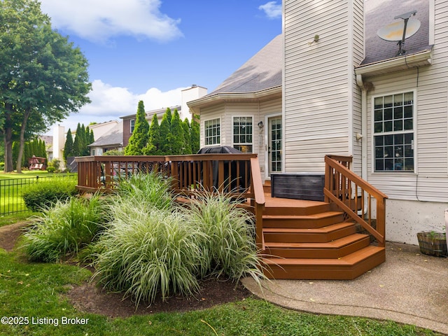 3506 Coventry Tee Ct, Louisville, KY 40241 - view of wooden deck