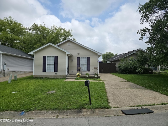 8308 Lake Superior Dr, Louisville, KY 40291 - view of front of home