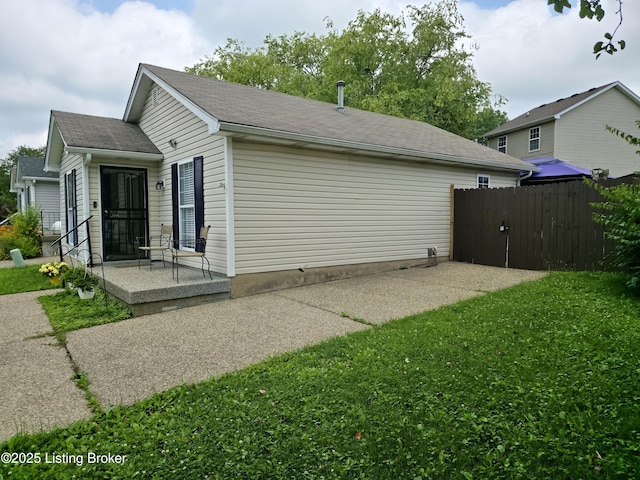 8308 Lake Superior Dr, Louisville, KY 40291 - view of side of property featuring a gate and roof with shingles