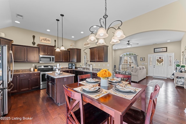 516 Reserves Ct, Simpsonville, KY 40067 - photo 13