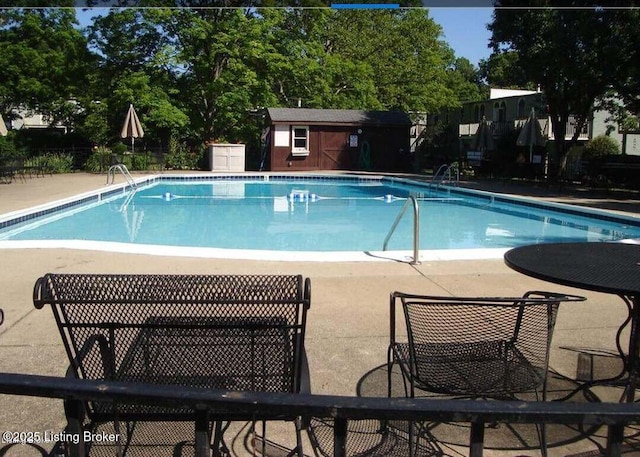 1935 Gardiner Ln Unit E79, Louisville, KY 40205 - photo 22