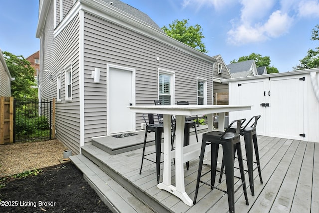 143 State St, Louisville, KY 40206 - view of wooden deck