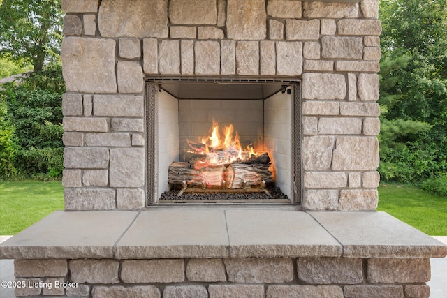 6511 Rosecliff Ct, Prospect, KY 40059 - detailed view of a lit fireplace