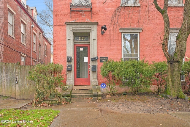 1131 S Brook St Apt 3, Louisville, KY 40203 - view of exterior entry