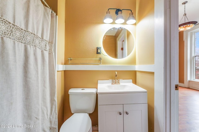 1131 S Brook St Apt 3, Louisville, KY 40203 - full bath featuring vanity and a shower with curtain