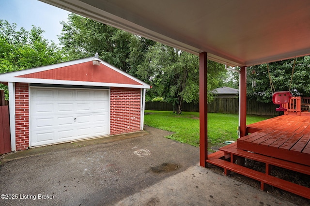 8433 Chase Rd, Louisville, KY 40258 - detached garage with driveway