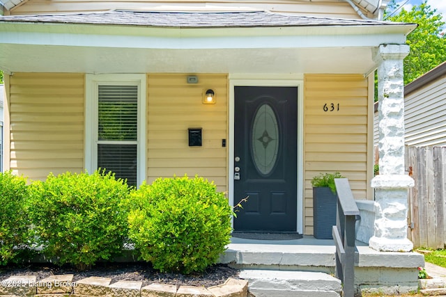 631 Lynn St, Louisville, KY 40217 - entrance to property