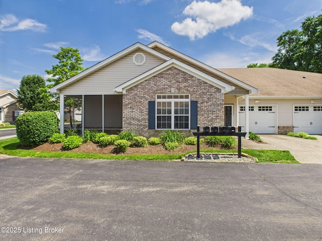 5202 Savannah Springs Dr, Louisville, KY 40219 - photo 2