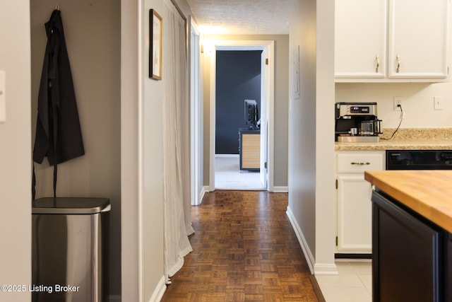 4180 Lyndon Way Unit 409, Louisville, KY 40207 - hall with baseboards