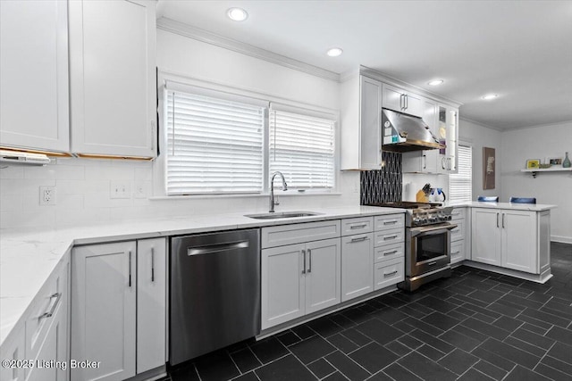 5612 Apache Rd, Louisville, KY 40207 - kitchen featuring appliances with stainless steel finishes, under cabinet range hood, ornamental molding, a peninsula, and decorative backsplash
