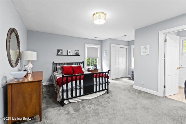 5612 Apache Rd, Louisville, KY 40207 - carpeted bedroom featuring baseboards and a closet