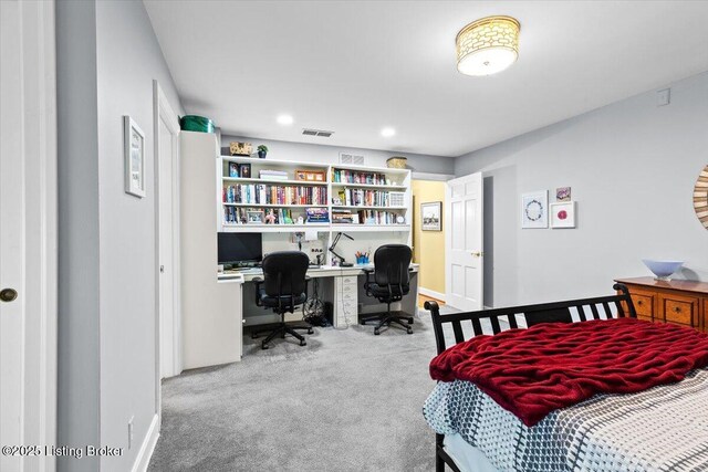 5612 Apache Rd, Louisville, KY 40207 - bedroom featuring carpet flooring, built in desk, and recessed lighting