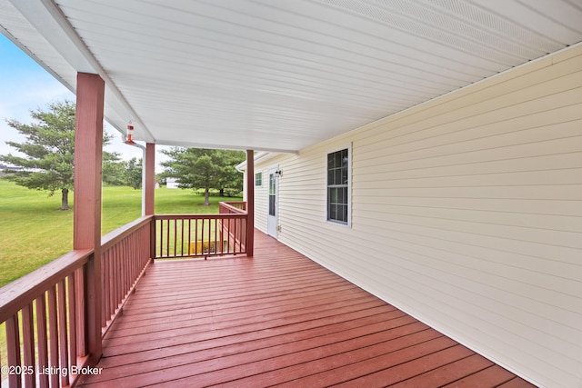 192 Loretto Rd, Springfield, KY 40069 - wooden terrace with a yard