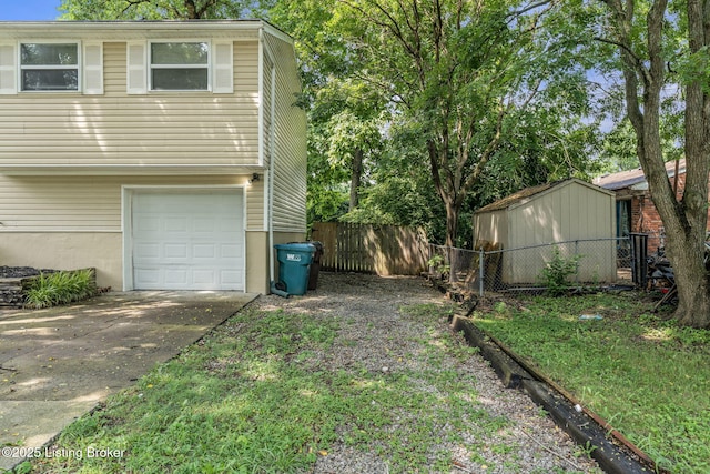 3619 Endeavor Way, Louisville, KY 40219 - view of yard featuring driveway and a garage