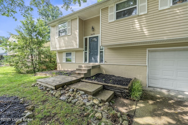 3619 Endeavor Way, Louisville, KY 40219 - entrance to property featuring an attached garage
