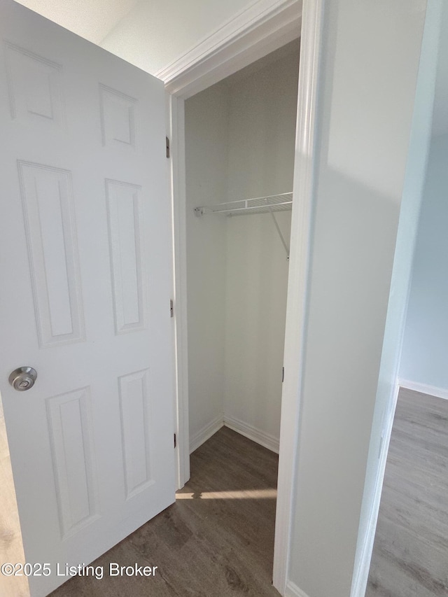 342 E Southside Ct, Louisville, KY 40214 - view of closet