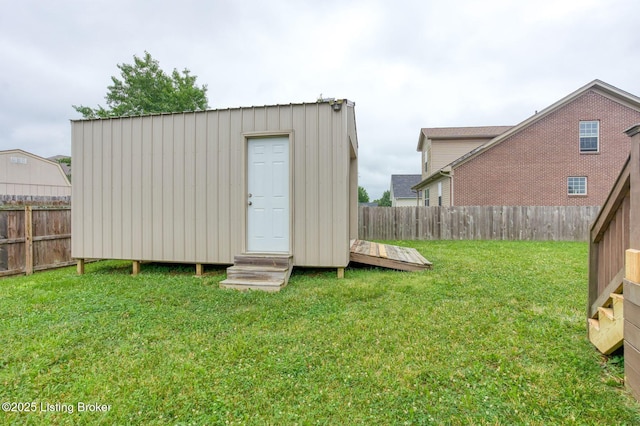 152 Glen Ridge Dr, Mt Washington, KY 40047 - view of outdoor structure with a fenced backyard and entry steps