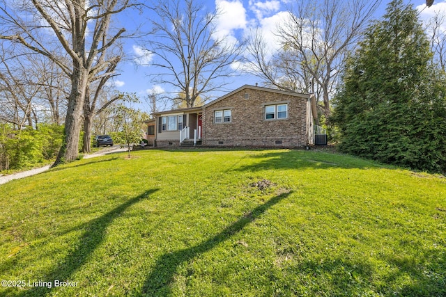 917 Scaffold Cane Rd, Berea, KY 40403 - back of house featuring crawl space, brick siding, and a lawn