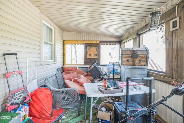 917 Scaffold Cane Rd, Berea, KY 40403 - sunroom with healthy amount of natural light